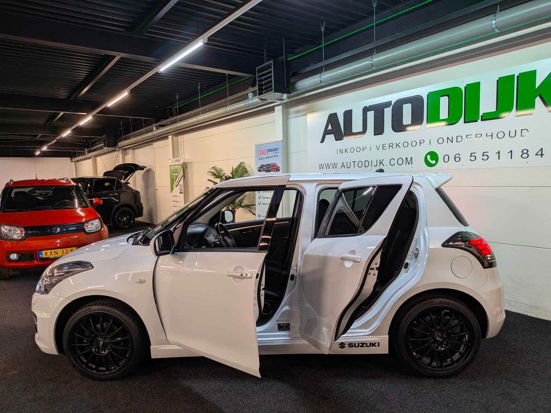 Suzuki Swift 1.6 Sport|Nieuwstaat|*Carplay|6 STUKS AANWEZIG, Auto's, Voorwielaandrijving, Dealer onderhouden, Gebruikt, 4 cilinders