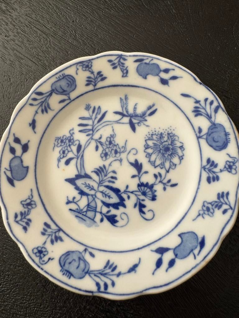 Zwiebelmuster petrus regout 10 gebaksbordjes, Verzenden