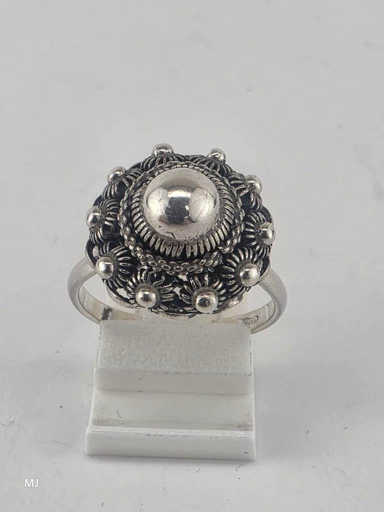 Zilveren ring Zeeuws                                     Z63