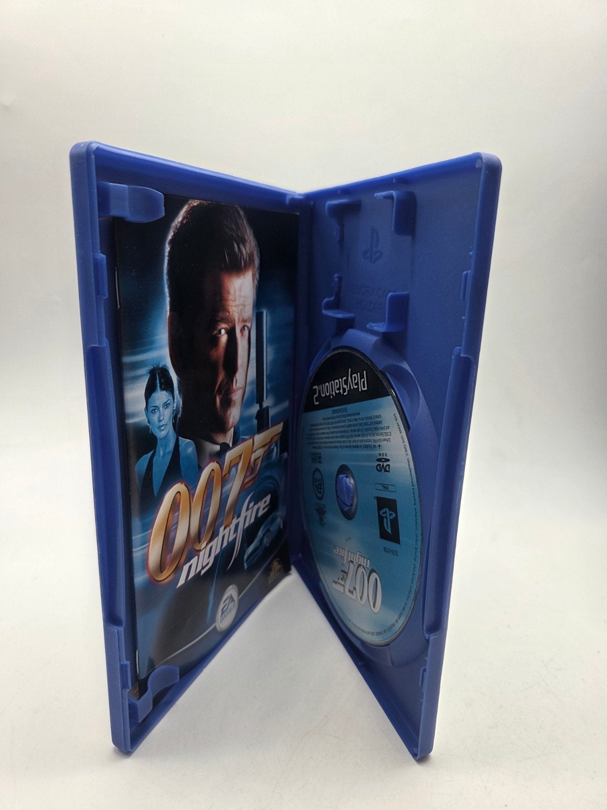 007 Nightfire PlayStation 2 (PS2) - Actie/Avontuur, Spelcomputers en Games, Avontuur en Actie, Gebruikt, Electronic Arts, 1 speler