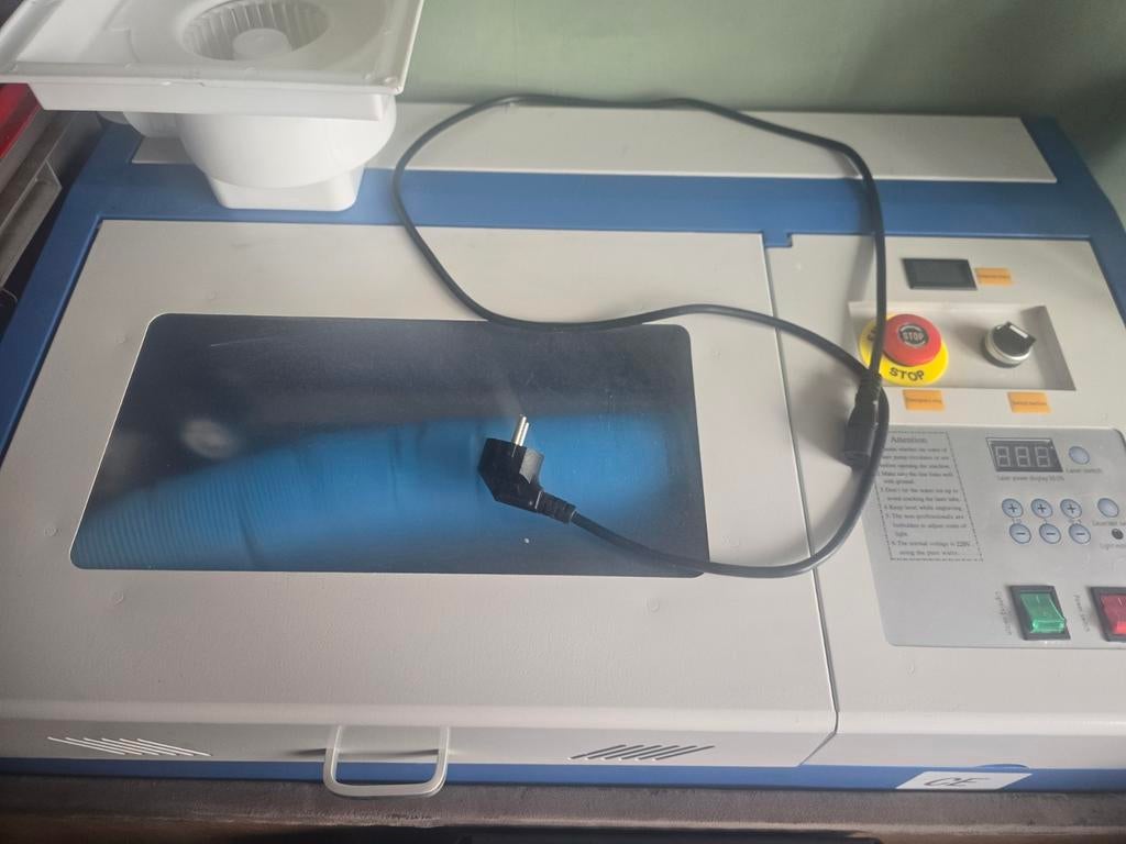 Compacte Lasergraveermachine, Hobby en Vrije tijd, Knutselen, Ophalen of Verzenden
