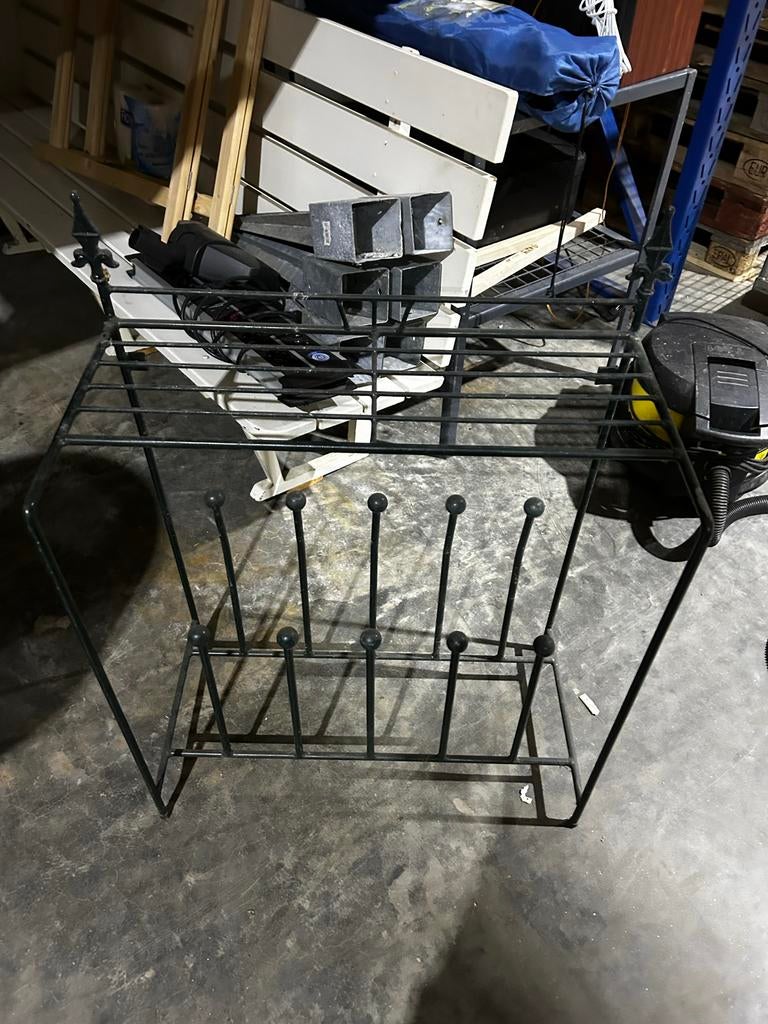 Zwart metalen schoenenrek of laarzenrek, Ophalen of Verzenden, Gebruikt