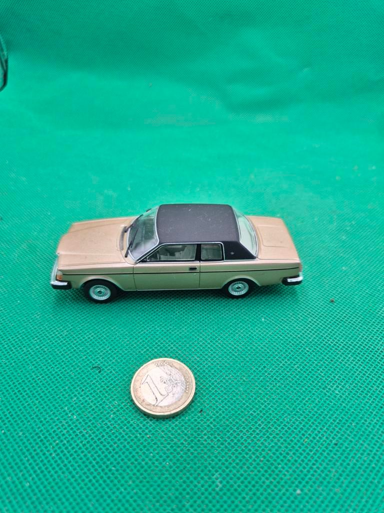 367 Volvo 262c 1/43 atlas, Ophalen of Verzenden, Zo goed als nieuw, Auto, Overige merken