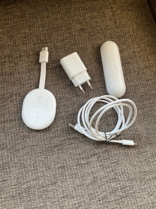 Google Chromecast met Google TV (HD), Audio, Tv en Foto, Mediaspelers, Ophalen of Verzenden, Zo goed als nieuw, HDMI