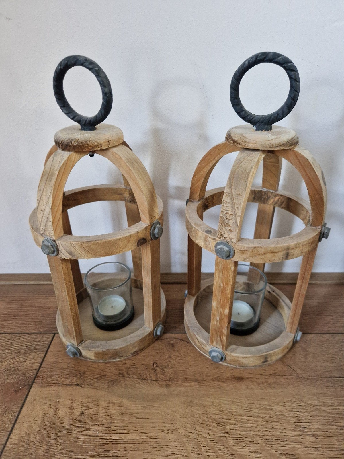 2 houten lantaarns, Gebruikt, Lantaarn, Ophalen of Verzenden, 33 cm