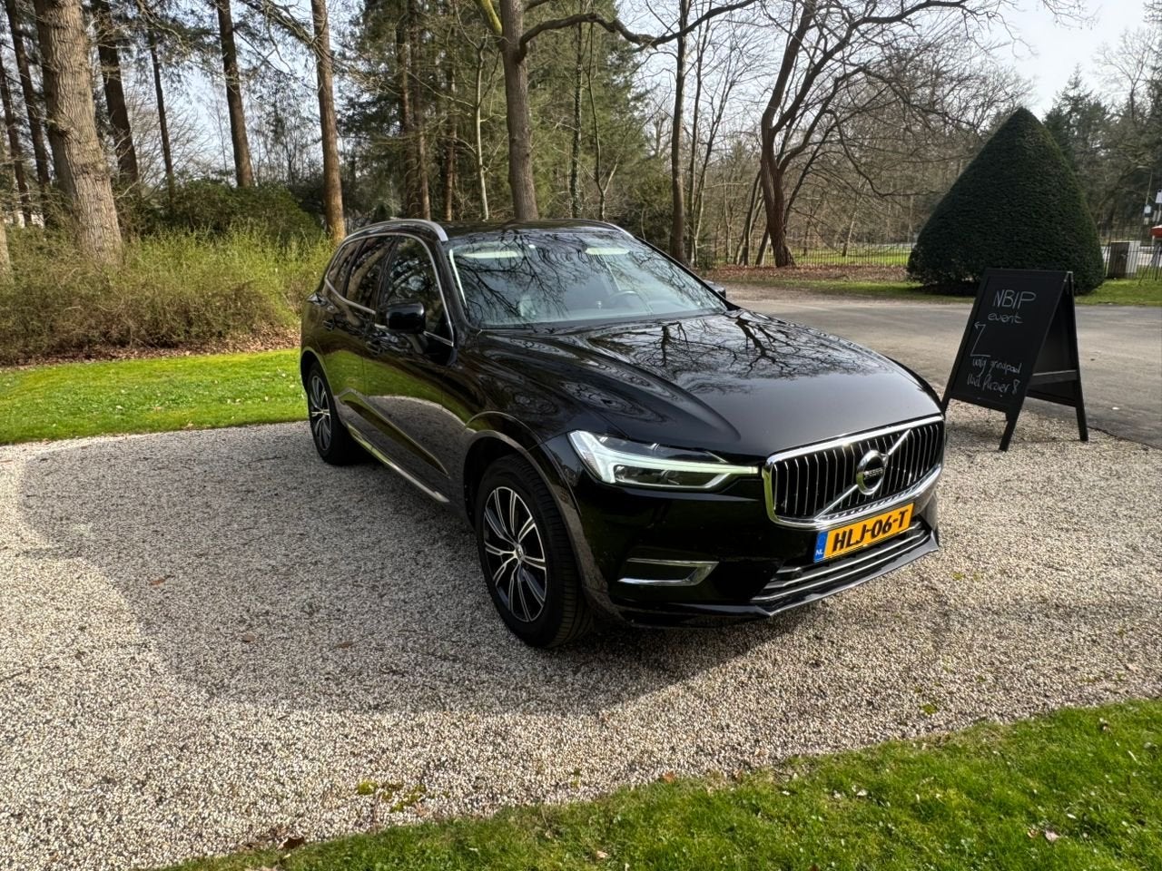 Volvo XC60 T5 Inscription 250pk Geartronic AWD 2017 Zwart, Automaat, 4 cilinders, 1969 cc, Zwart