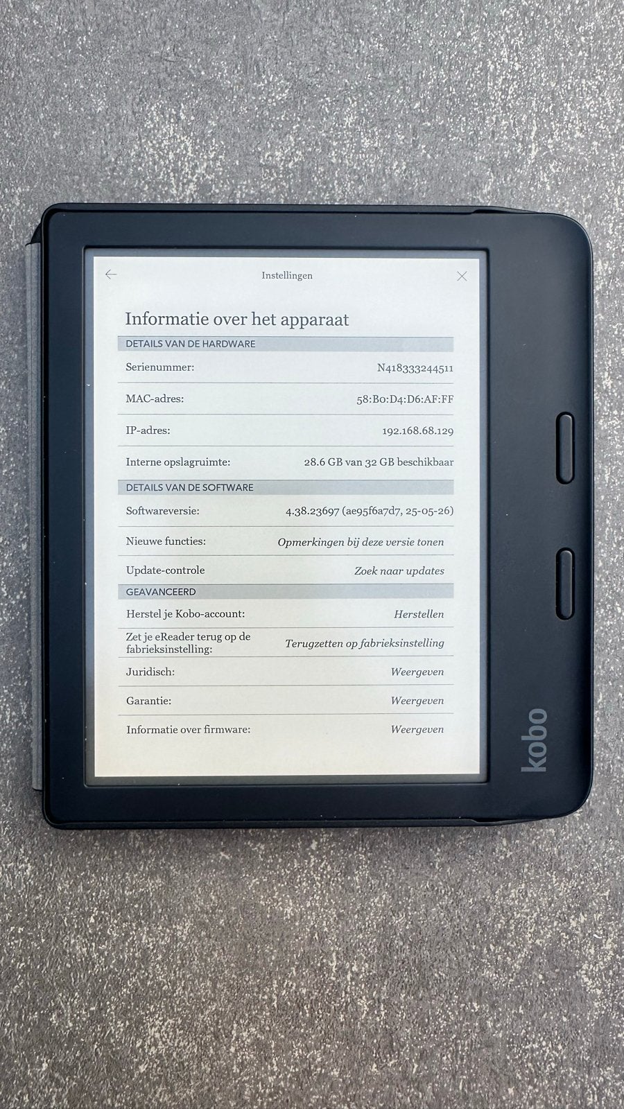 Kobo Libra 2 E-reader - 32GB - Zo goed als nieuw, Computers en Software, E-readers, Zo goed als nieuw, 7 inch, 16 GB of meer, Bluetooth