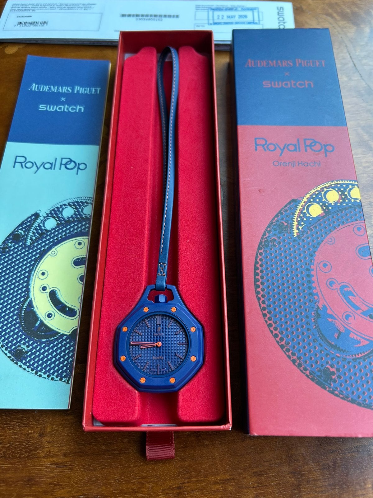 Royal pop x ap swatch, Sieraden, Tassen en Uiterlijk, Horloges | Dames, Ophalen of Verzenden, Nieuw, Kunststof, Swatch