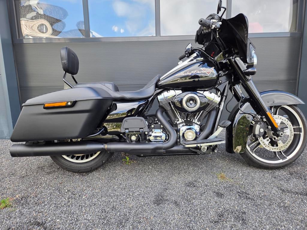 Harley-Davidson Road King, Sportuitlaat, 2 cilinders, Meer dan 35 kW, Toermotor
