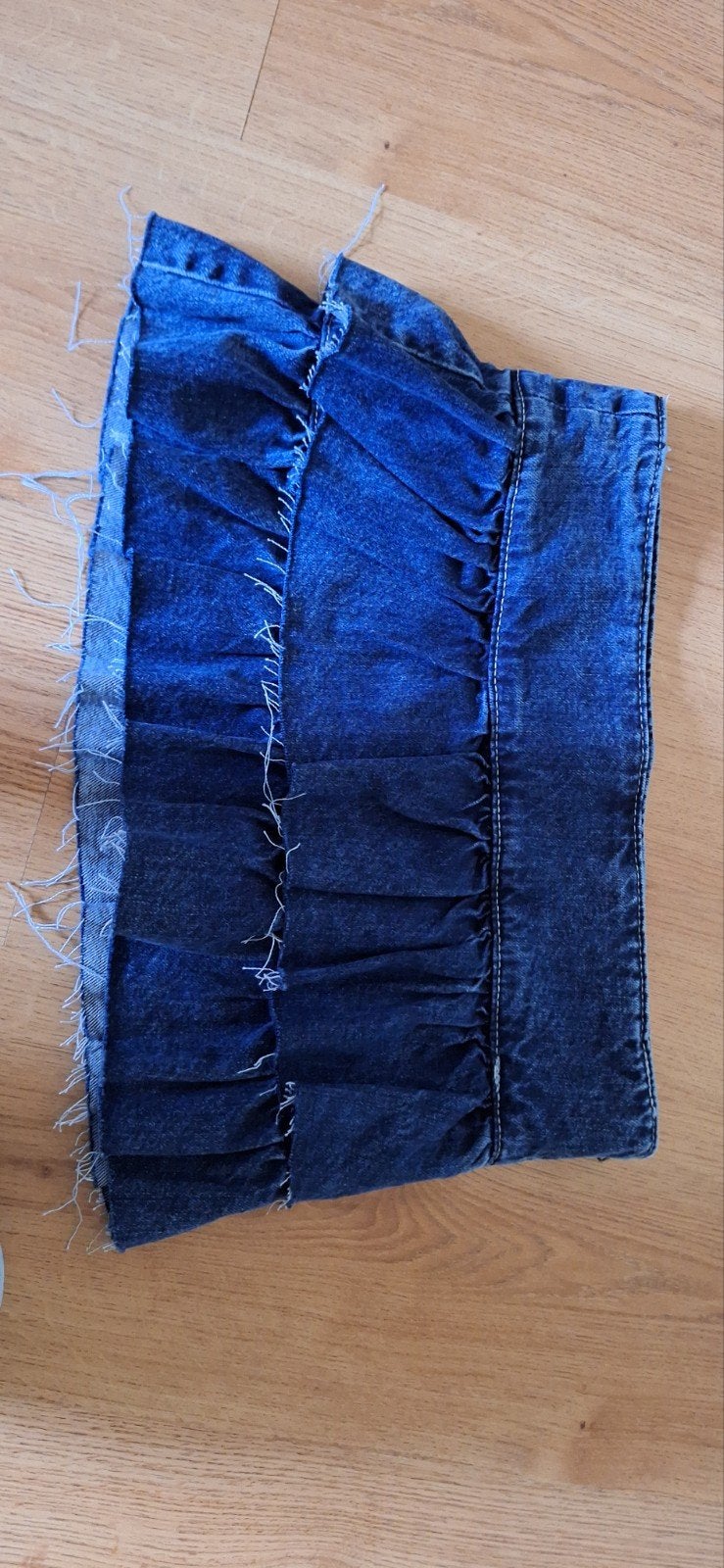 Gina Tricot denim rokje met ruches - Maat XXS, Kleding | Dames, Nieuw, Ophalen of Verzenden, Maat 34 (XS) of kleiner, Boven de knie