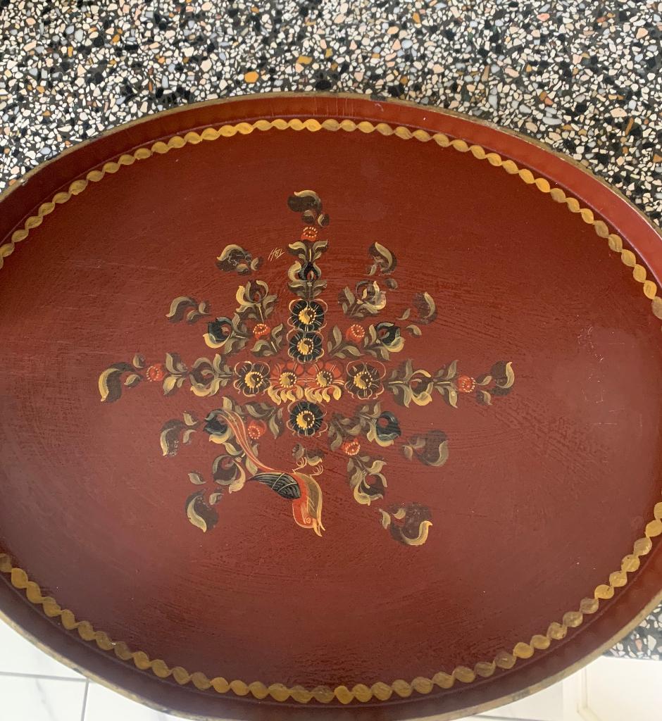 Hindelooper handbeschilderd ovaal dienblad donkerrood, Ophalen