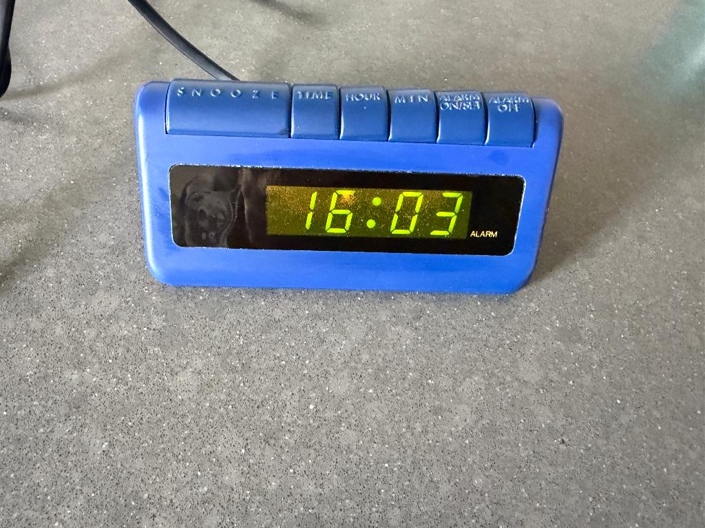 Vintage wekker Hema, Ophalen of Verzenden, Gebruikt, Digitaal