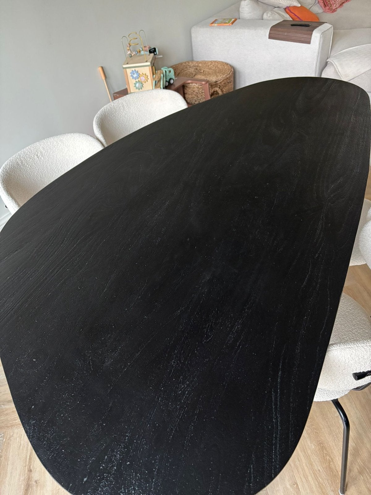 Stijlvolle zwarte eettafel, organische vorm, Ophalen, 100 tot 150 cm, Zo goed als nieuw, 150 tot 200 cm