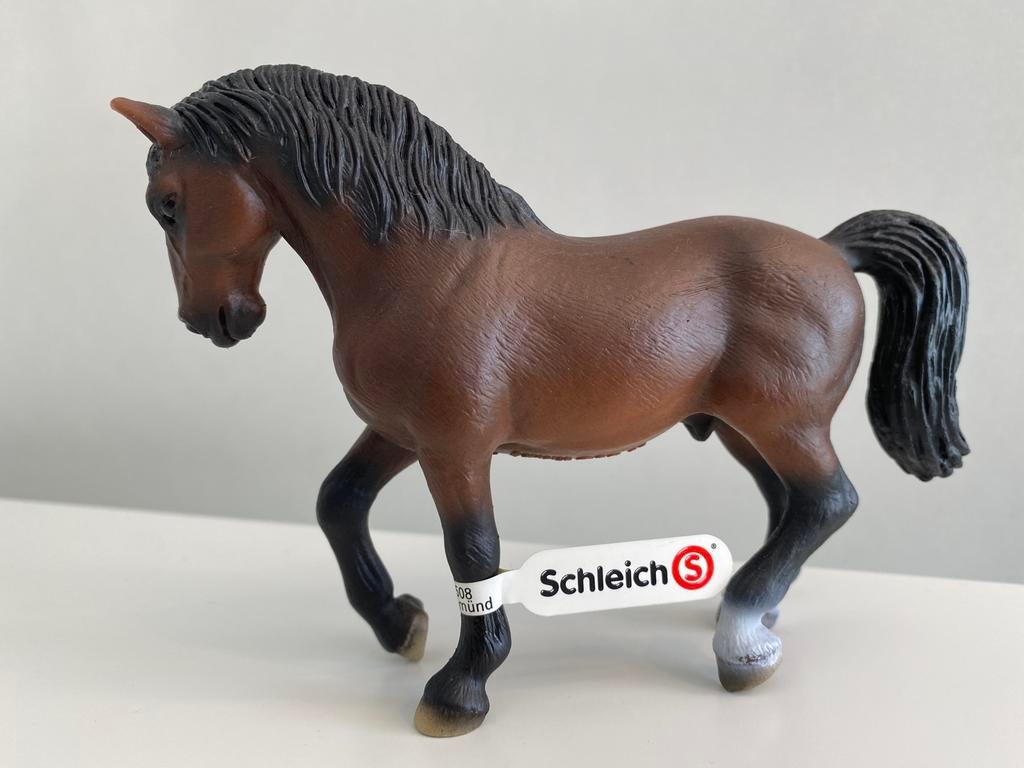 Schleich Isabell Werth's Satchmo Lipizzaner met Vaan ~ 82141, Ophalen of Verzenden, Zo goed als nieuw, Paard, Beeldje of Figuurtje