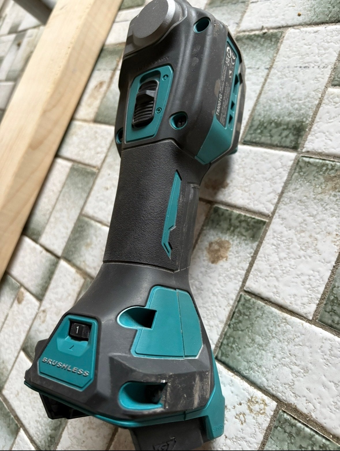 Makita TM001GZ XGT 40V Max Li-ion accu multitool body, Ophalen of Verzenden, Zo goed als nieuw