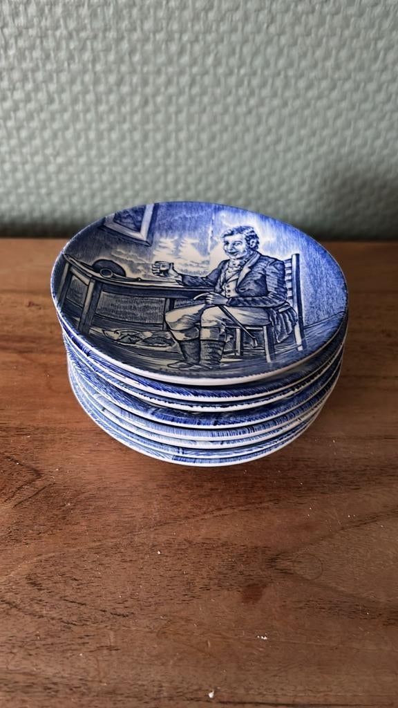 8x Wedgwood schoteltjes, Antiek en Kunst, Antiek | Keramiek en Aardewerk, Ophalen of Verzenden