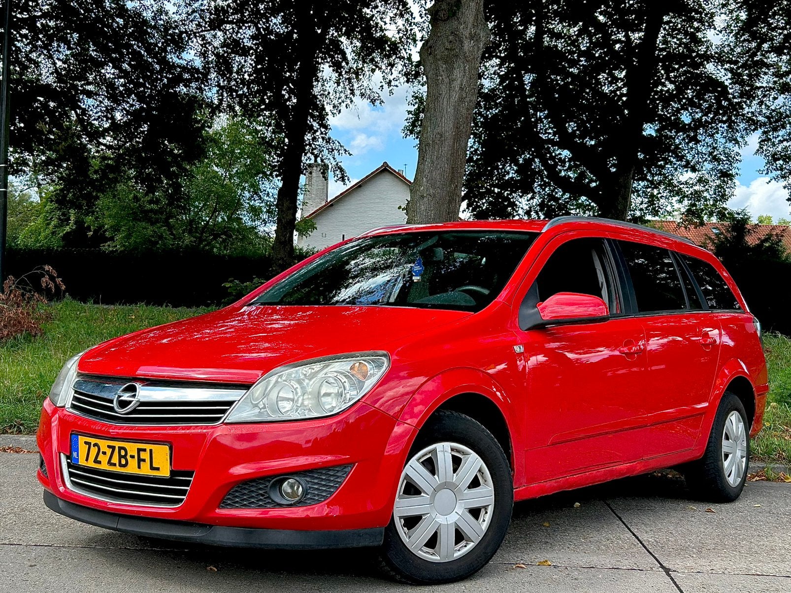 Opel Astra Wagon 1.6-16V / Navi / Airco / Cruise / Trekhaak, Auto's, Opel, Voorwielaandrijving, 657 kg, 4 cilinders, Origineel Nederlands