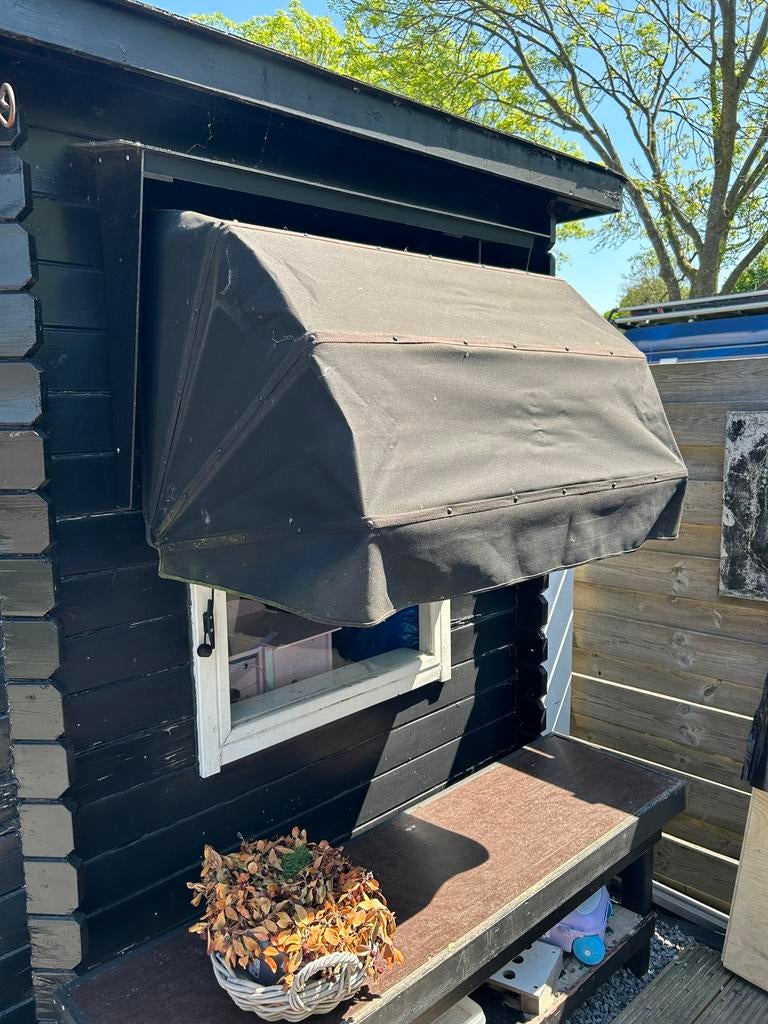 Gratis Markies zonnescherm, Tuin en Terras, Zonneschermen, Minder dan 150 cm, Ophalen of Verzenden, Gebruikt, Markies