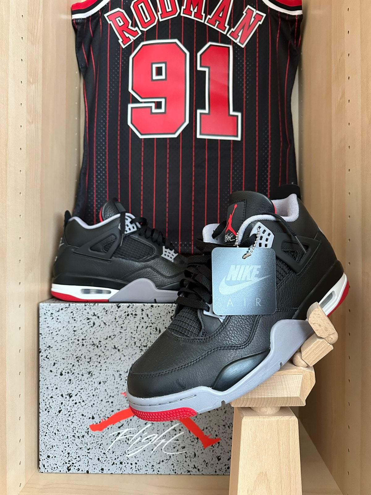 Nike Air Jordan 4 Retro Bred, Ophalen of Verzenden, Nieuw, Schoenen