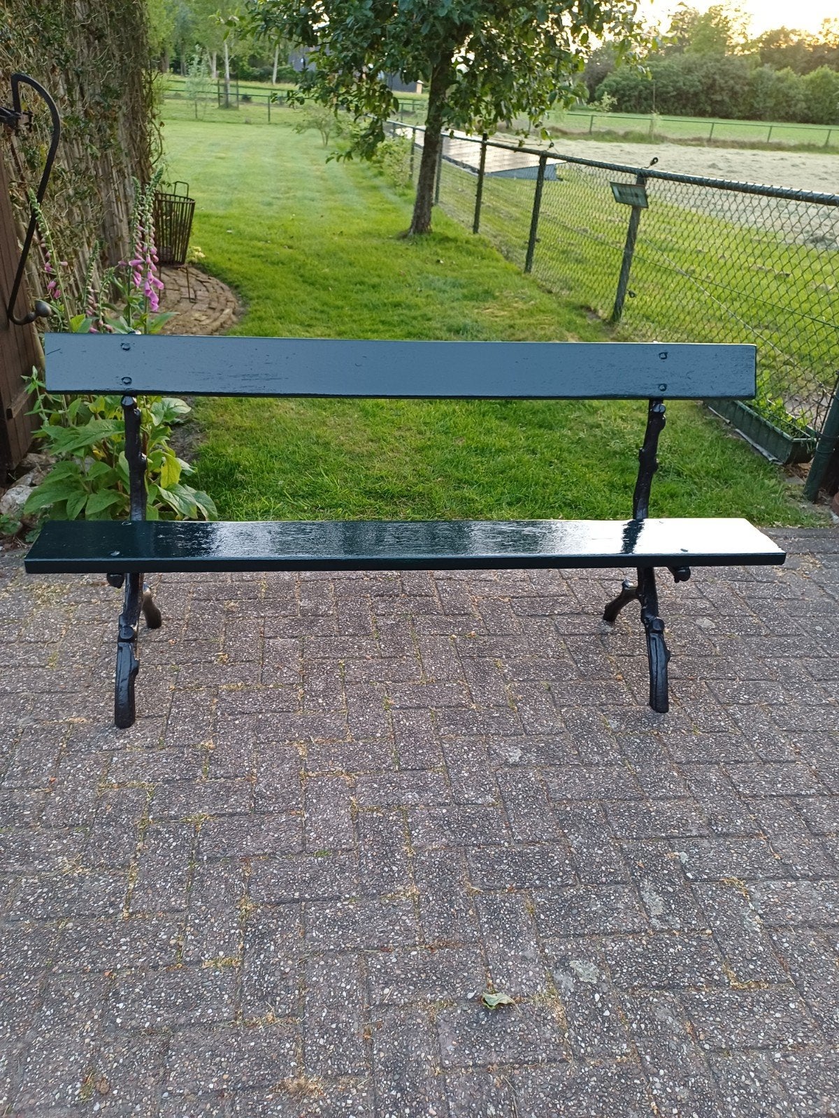 Tuinbank met gietijzeren onderstel., Ophalen of Verzenden, Gebruikt, Metaal