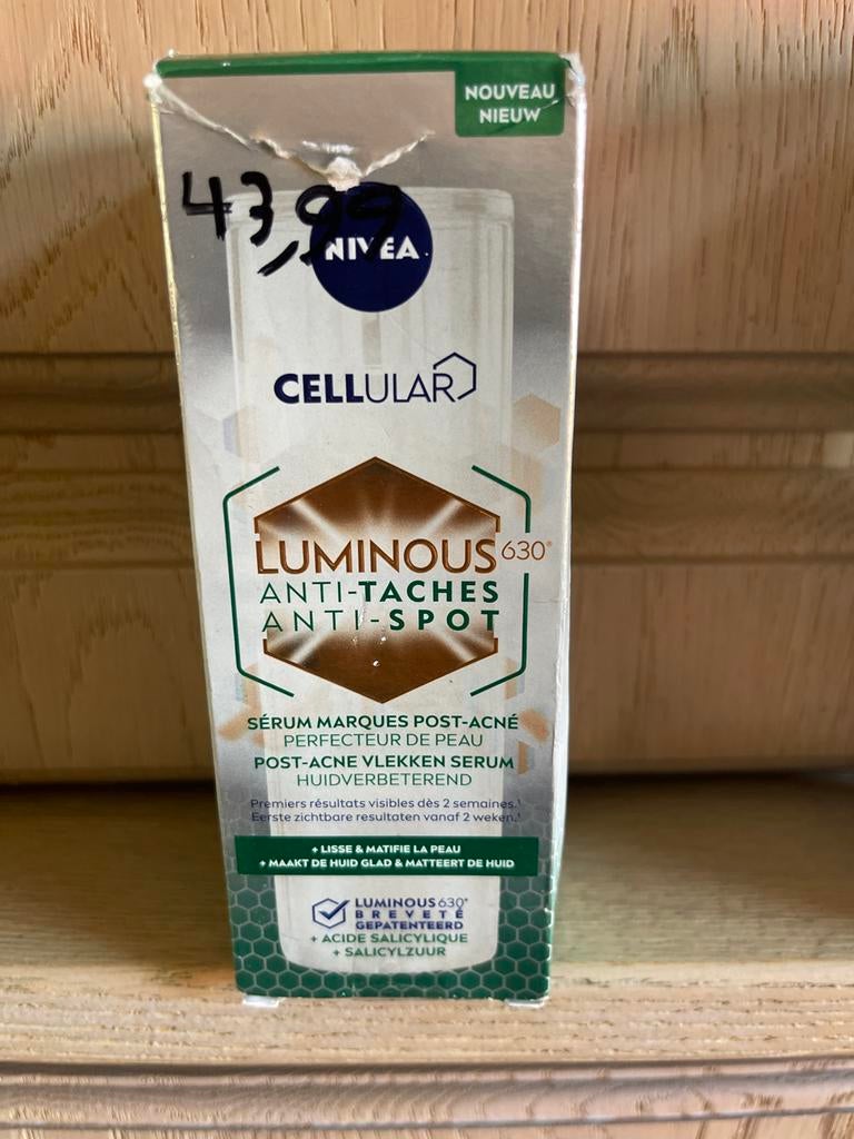 Nivea Cellular Luminous 630 Anti-Spot Serum Nieuw, Ophalen of Verzenden, Nieuw, Gehele gezicht, Verzorging