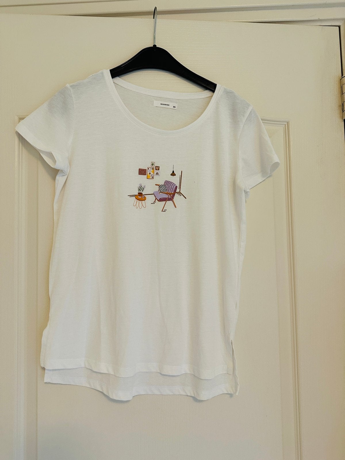 Wit T-shirt met print van Reserved, maat XS, Wit, Ophalen of Verzenden, Zo goed als nieuw, Korte mouw
