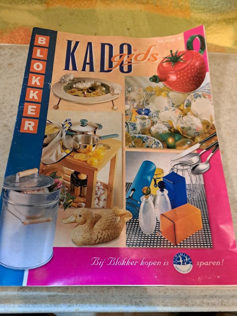 Blokker kado gids 1990's, Ophalen of Verzenden