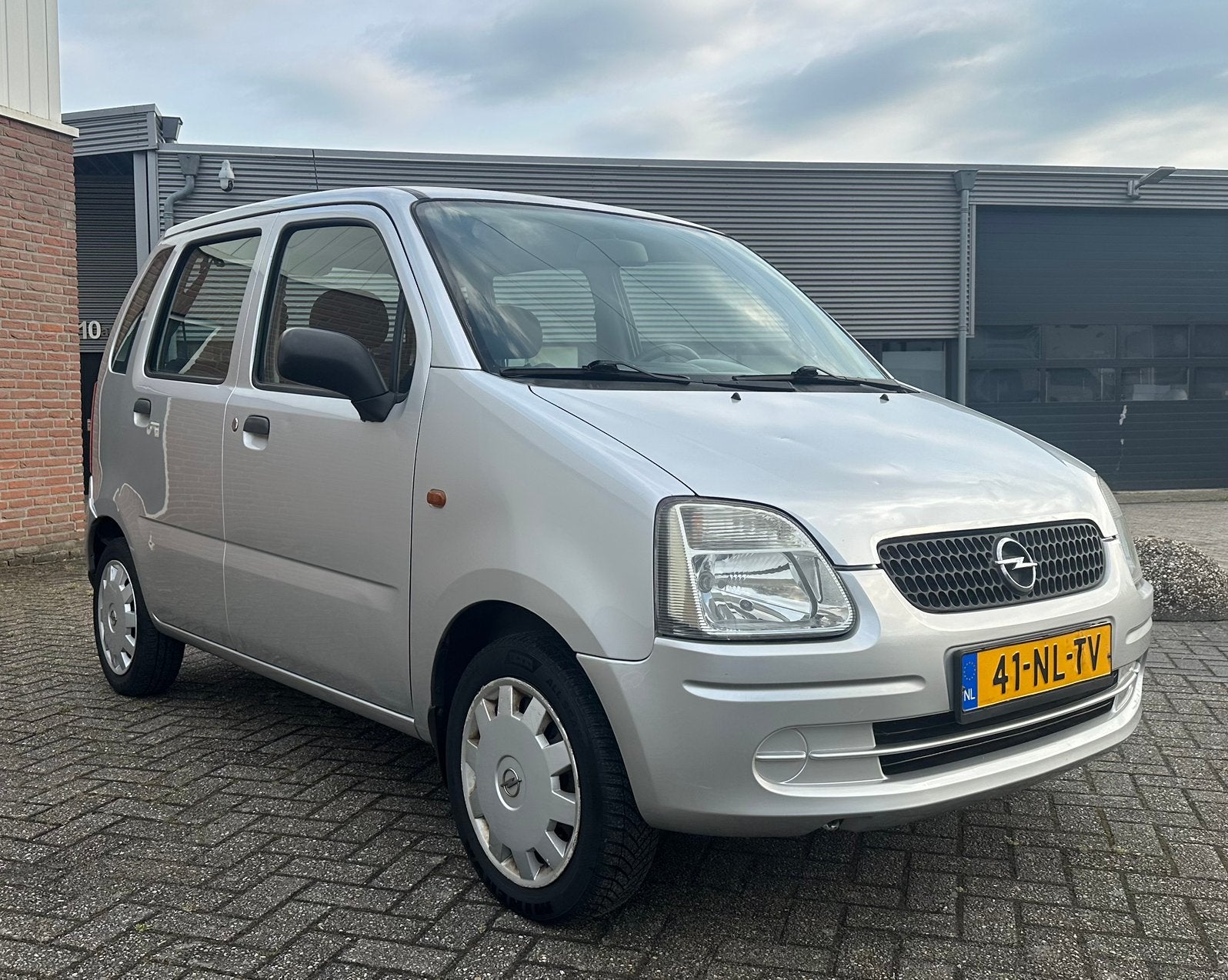 Opel Agila 1.0 benz 2e eig, APK 2027, NAP, incl Beurt, Auto's, Voorwielaandrijving, Stof, Origineel Nederlands, Handgeschakeld