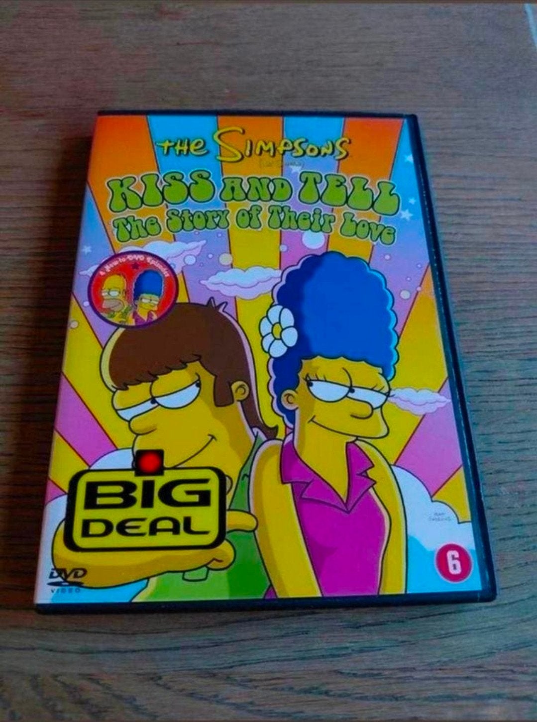 The Simpsons - Kiss & Tell: The Story Of Their Love dvd., Tekenfilm, Amerikaans, Ophalen of Verzenden, Zo goed als nieuw