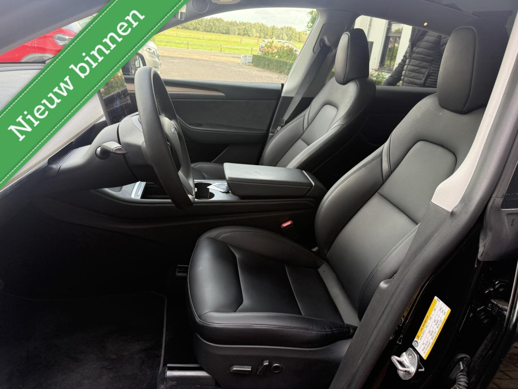 Tesla Model Y RWD 60 kWh SOH 96% WARMTEP/LFP/HW4/TH *ALL-IN, Automaat, 12 maanden, Achterwielaandrijving, Gebruikt