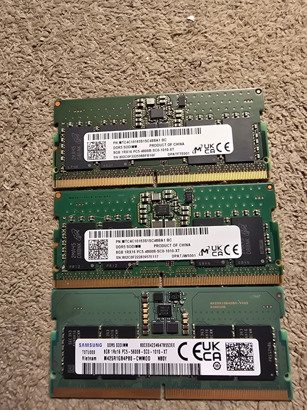 Gezocht: Partij 8GB DDr5 Sodimm, Computers en Software, Ophalen of Verzenden, DDR5, Laptop