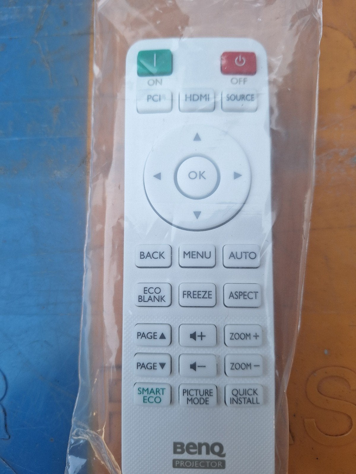 Afstandsbediening BENQ Beamer Projector RCX016, Ophalen of Verzenden, Zo goed als nieuw