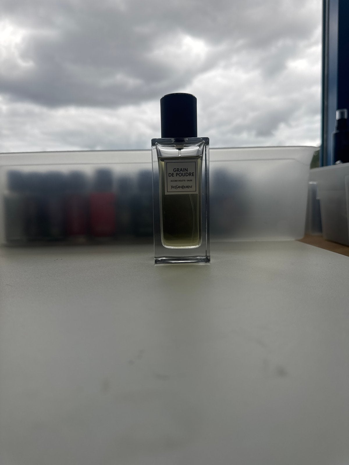 Yves Saint Laurent Grain de Poudre Eau de Parfum 90% vol, Ophalen of Verzenden, Gebruikt