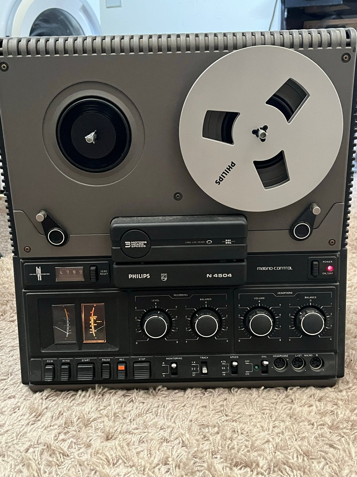 Philips N4504 Bandrecorder, Ophalen of Verzenden, Bandrecorder, Met stofkap