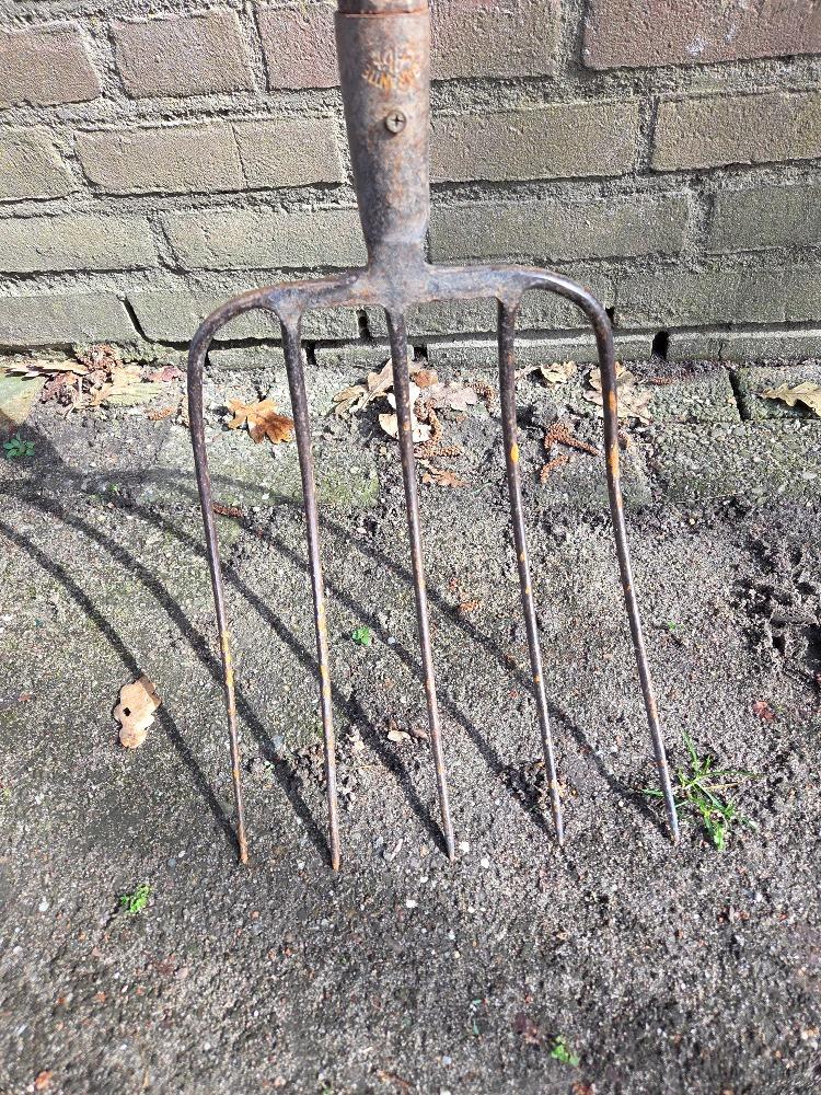 hooivork 5 tands vintage, Tuin en Terras, Hand-tuingereedschap, Ophalen of Verzenden, 'T Olde Gre-j, Info@toldegrej.nl, Endepoelstraat 20f Didam