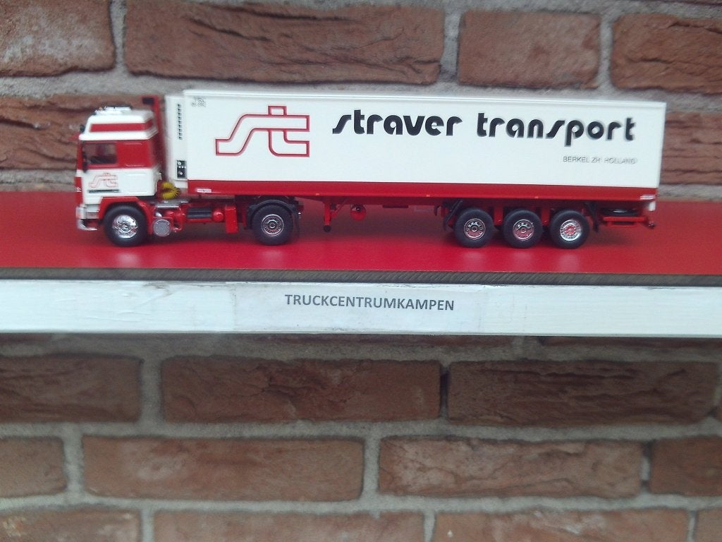 Tekno  Volvo  F12  Globetrotter  van  Straver.