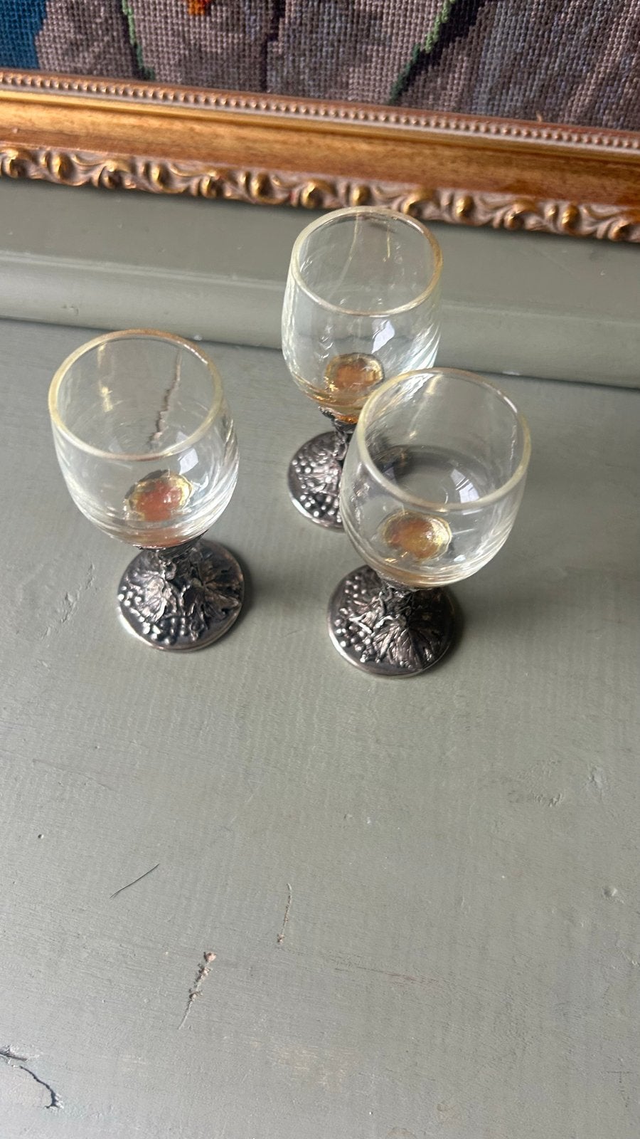 Set van 3 Vintage Borrelglazen met Druivenrank Voet, Ophalen