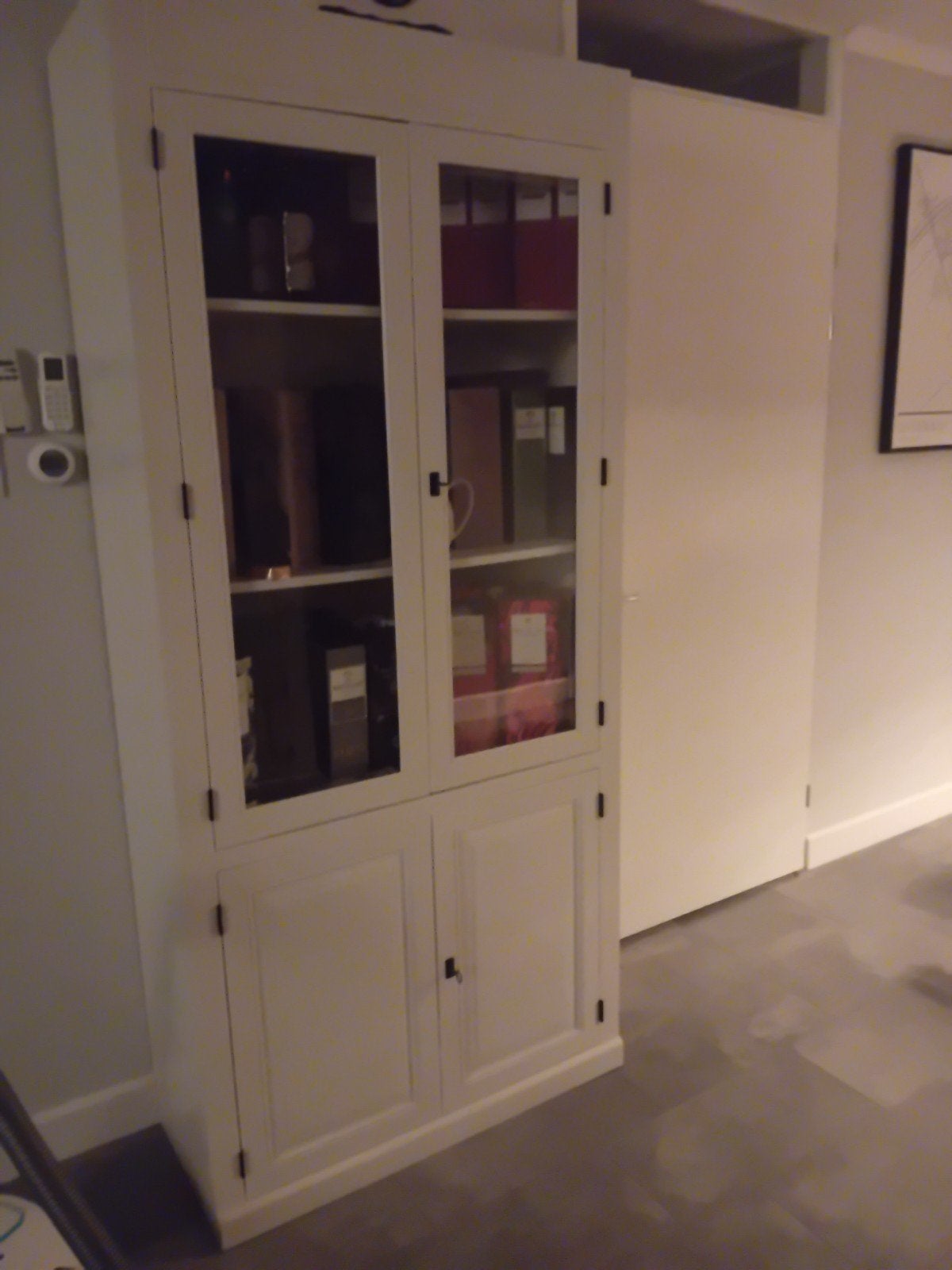 Goosens Valence Buffet/Vitrinekast Massief Rubberhout, Overige houtsoorten, 25 tot 50 cm, Gebruikt, Met deur(en)