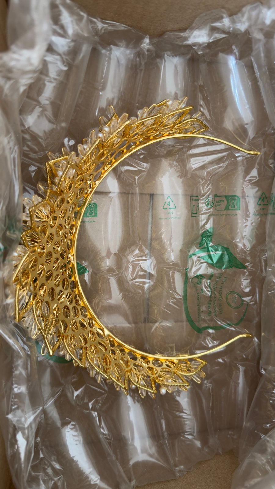 Gouden kroon met parels en kristallen, Ophalen of Verzenden, Nieuw