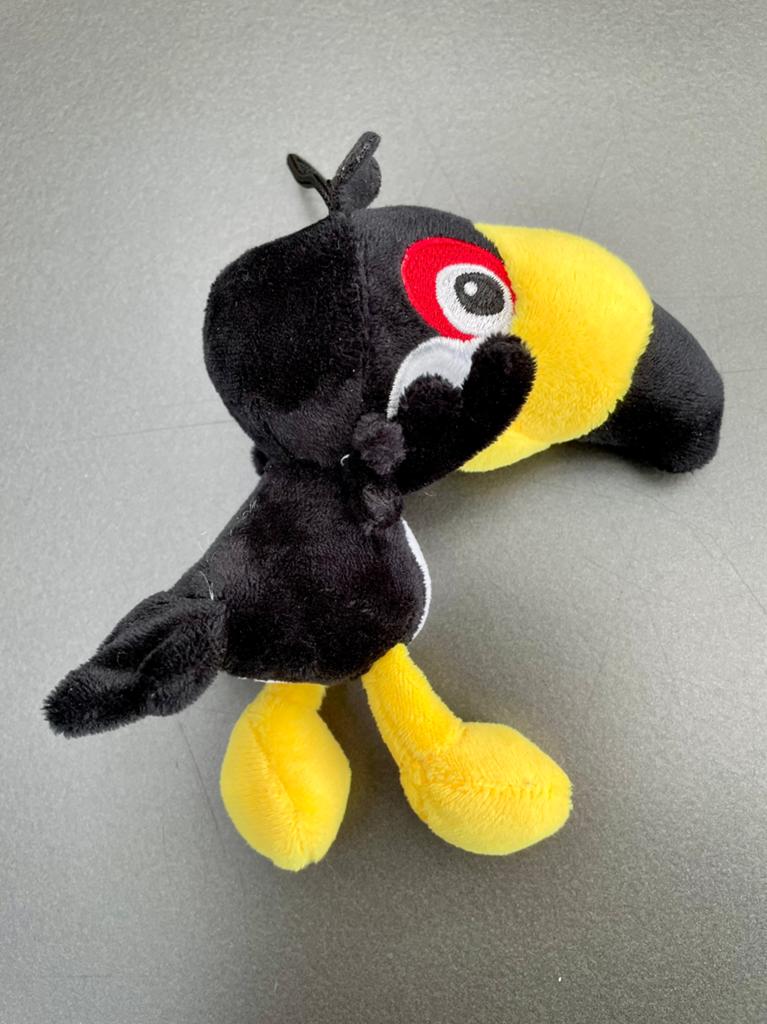 TE KOOP: zwarte toekan knuffel 15 cm ZGAN, Overige typen, Zwart, Ophalen of Verzenden, Zo goed als nieuw