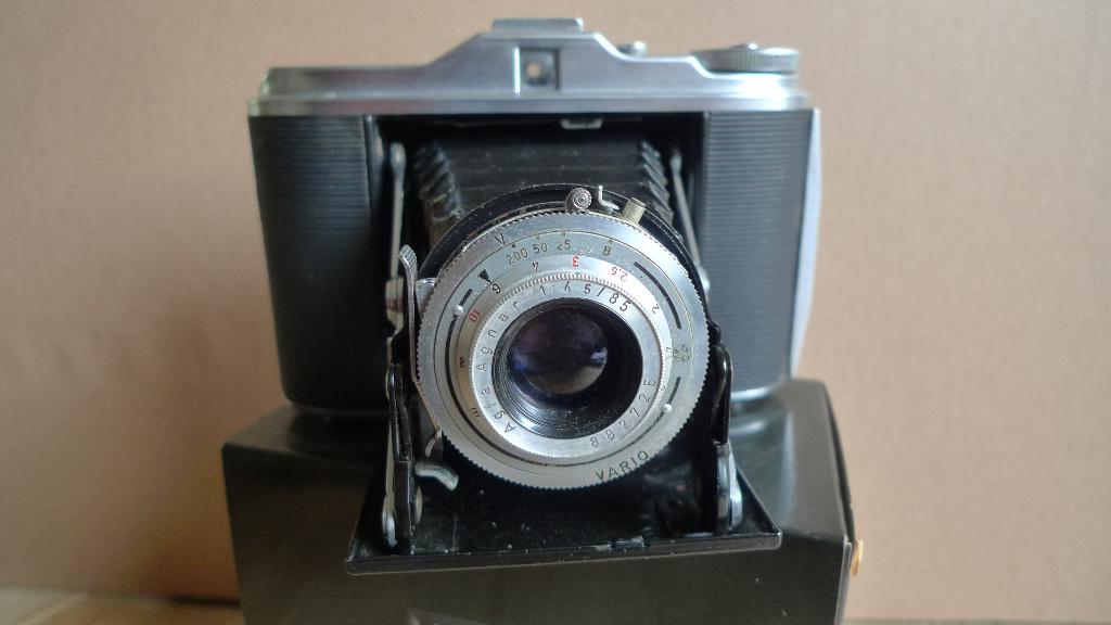 Agfa Isolette V  analoog klapcamera, Audio, Tv en Foto, Fotocamera's Analoog, Ophalen of Verzenden, Gebruikt, Compact, Overige Merken