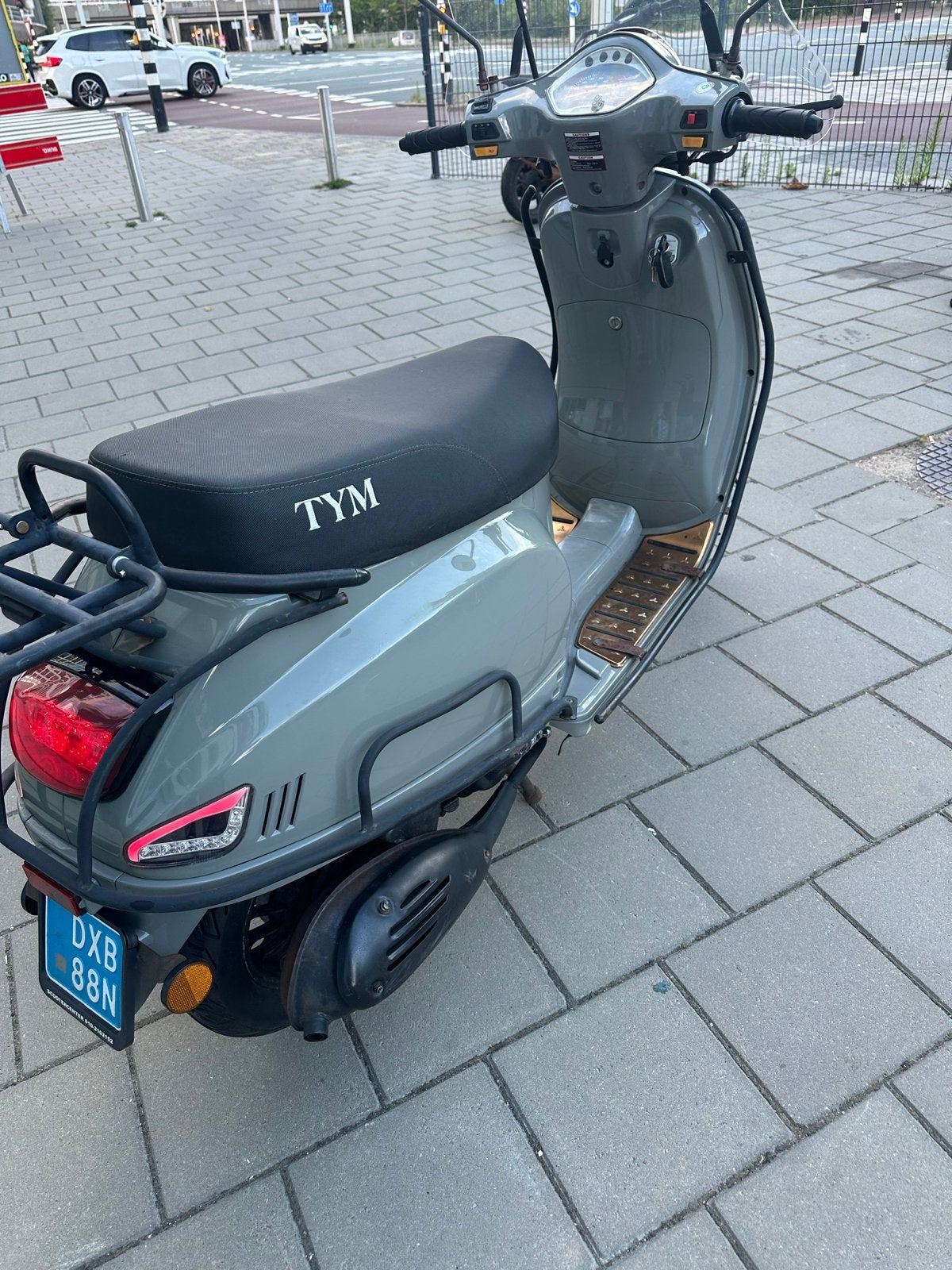 Tym snorscooter blauw kenteken, Fietsen en Brommers, Overige merken, Gebruikt, Ophalen of Verzenden, Benzine