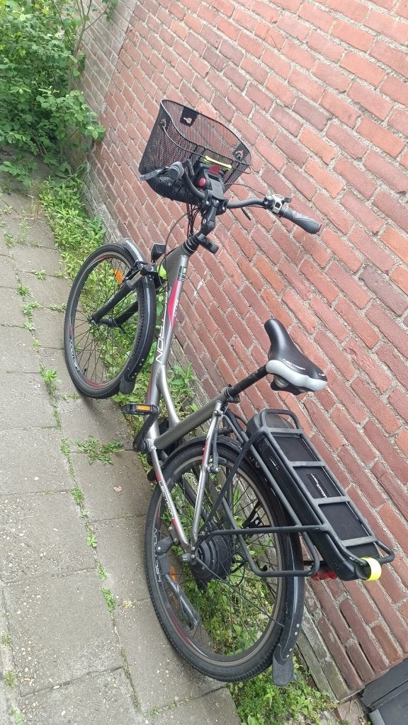 E-Bike Lectron CTR. + GRATIS Bike pump, Zo goed als nieuw, 59 cm of meer, 50 km per accu of meer, Ophalen