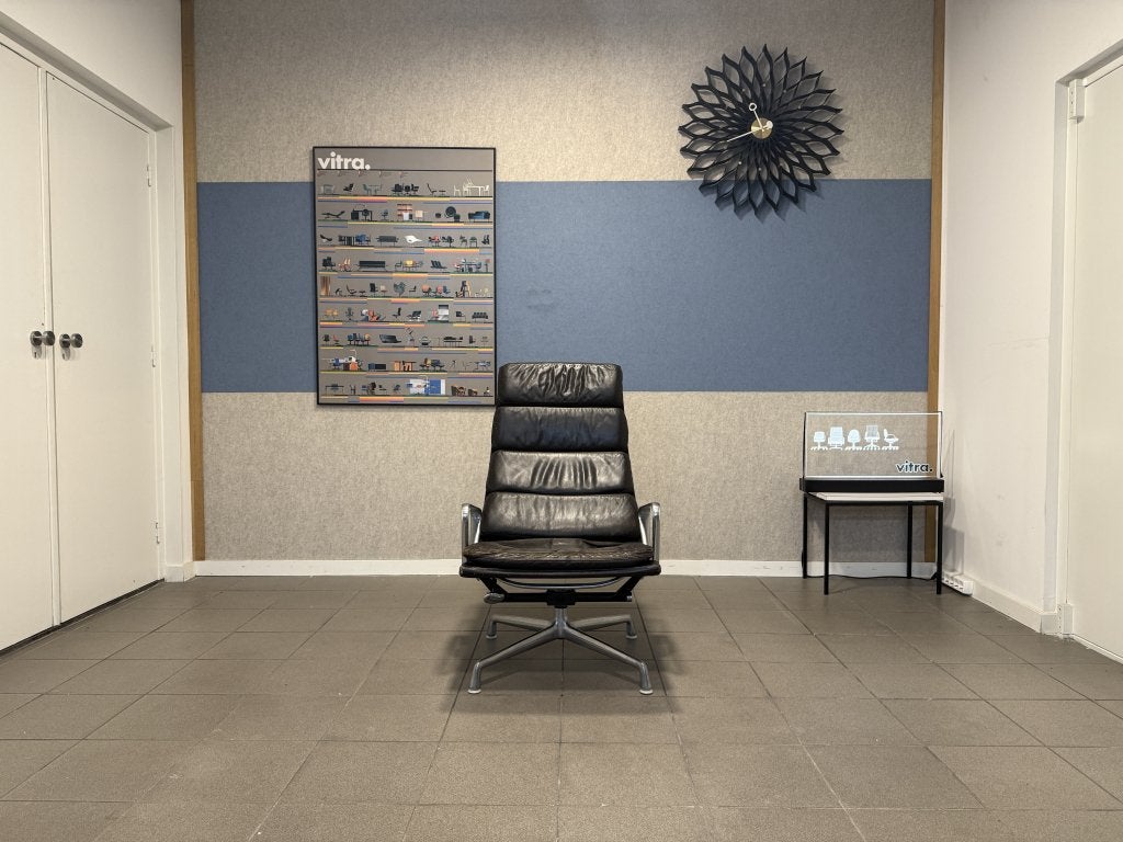 Herman Miller | Eames | EA 222 | Bruin -  Aluminium | 1x, Gebruikt, 100 tot 125 cm, Herman Miller, Ophalen of Verzenden