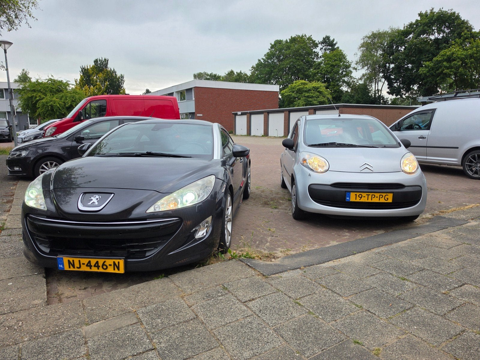 Peugeot RCZ 1.6 + Citroën C1 | Complete deal | Motorrevisie, Auto's, Voorwielaandrijving, 15 km/l, 4 stoelen, Handgeschakeld