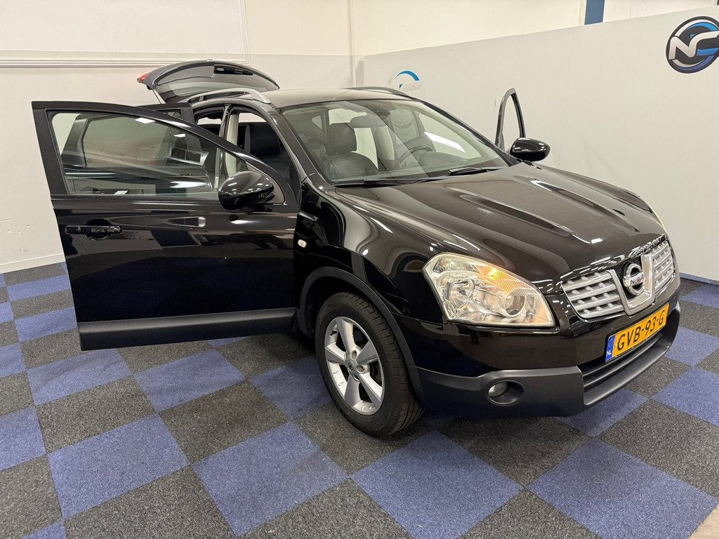 Nissan Qashqai 2.0 Acenta / PANORAMADAK / NAVI-MULTIEMEDIA /, Voorwielaandrijving, Gebruikt, 4 cilinders, Zwart