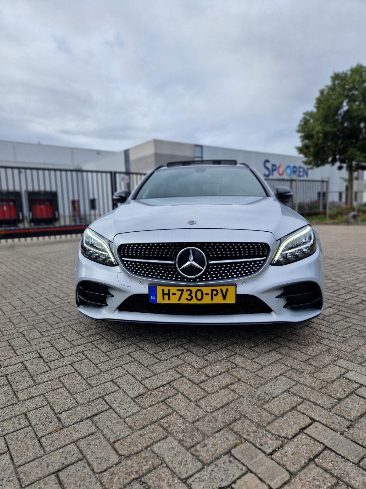 Foto 8 van Mercedes-Benz C-Klasse C180 156pk 9G-TRONIC 2020 Grijs