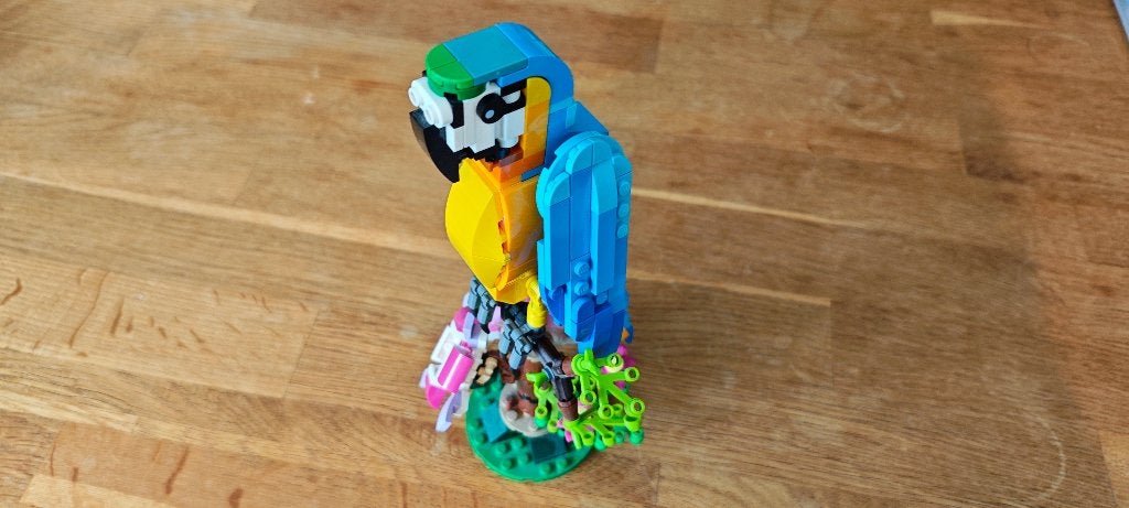 LEGO 31136 Exotic Parrot (3-in-1 set) (2023) - compleet, Compleet, Lego, Ophalen of Verzenden, Zo goed als nieuw