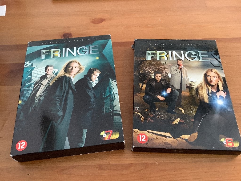 Fringe seizoen 1 en 2 dvd box, Cd's en Dvd's, Dvd's | Tv en Series, Seizoen 1, Vanaf 12 jaar, Thriller, Gebruikt
