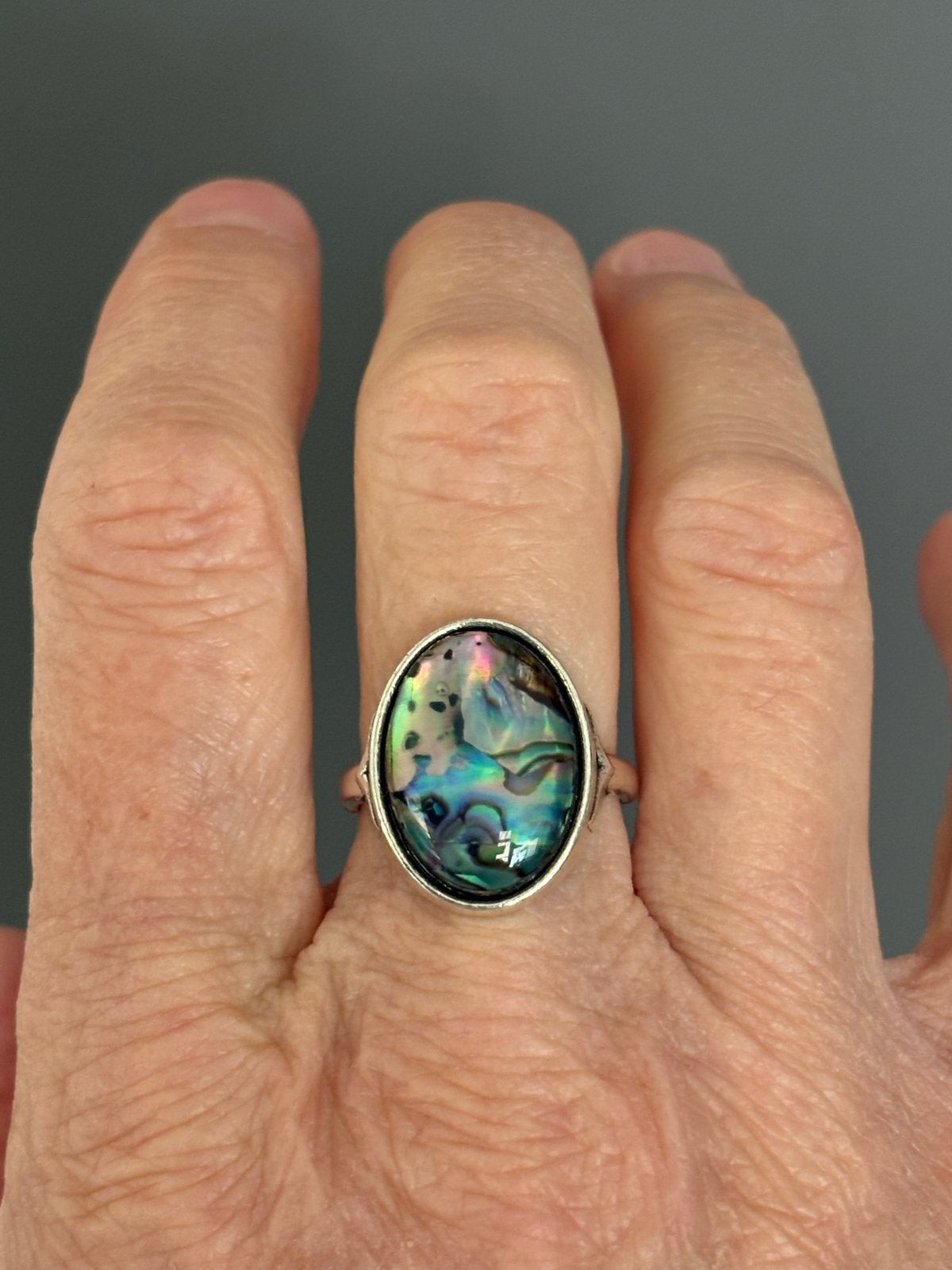 Abalone schelp ring 13x18mm, verzilverd, Overige materialen, Nieuw, Cariadgems@hotmail.com, Ophalen of Verzenden